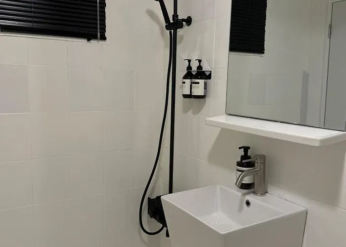 New Open 7-min Walk From Dmc Station, Airport Railroad Direct Line, Hongdae Entrance Station 1 Stop, 3 Bedrooms, 1 Bathroom 빌라 *