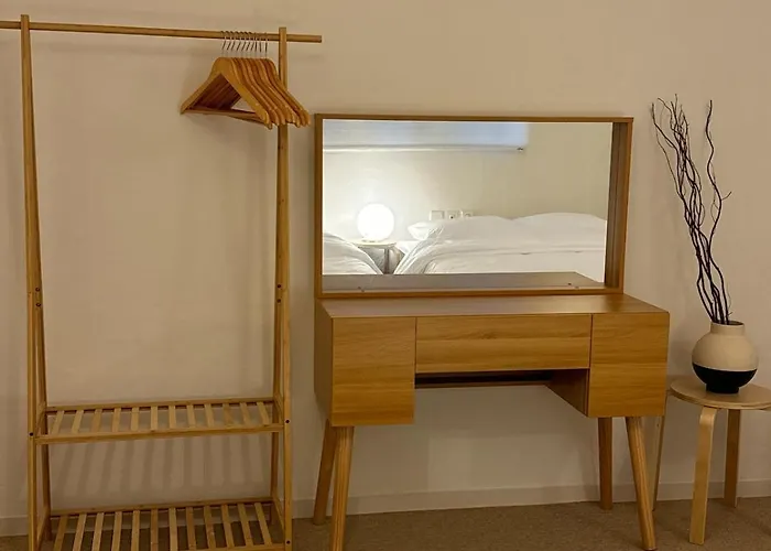 New Open 7-min Walk From Dmc Station, Airport Railroad Direct Line, Hongdae Entrance Station 1 Stop, 3 Bedrooms, 1 Bathroom * 서울특별시